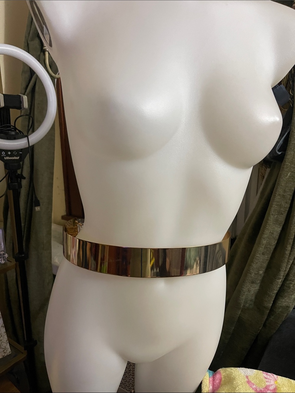 Gold adjustable belt for cosplay - Picture 8 of 11